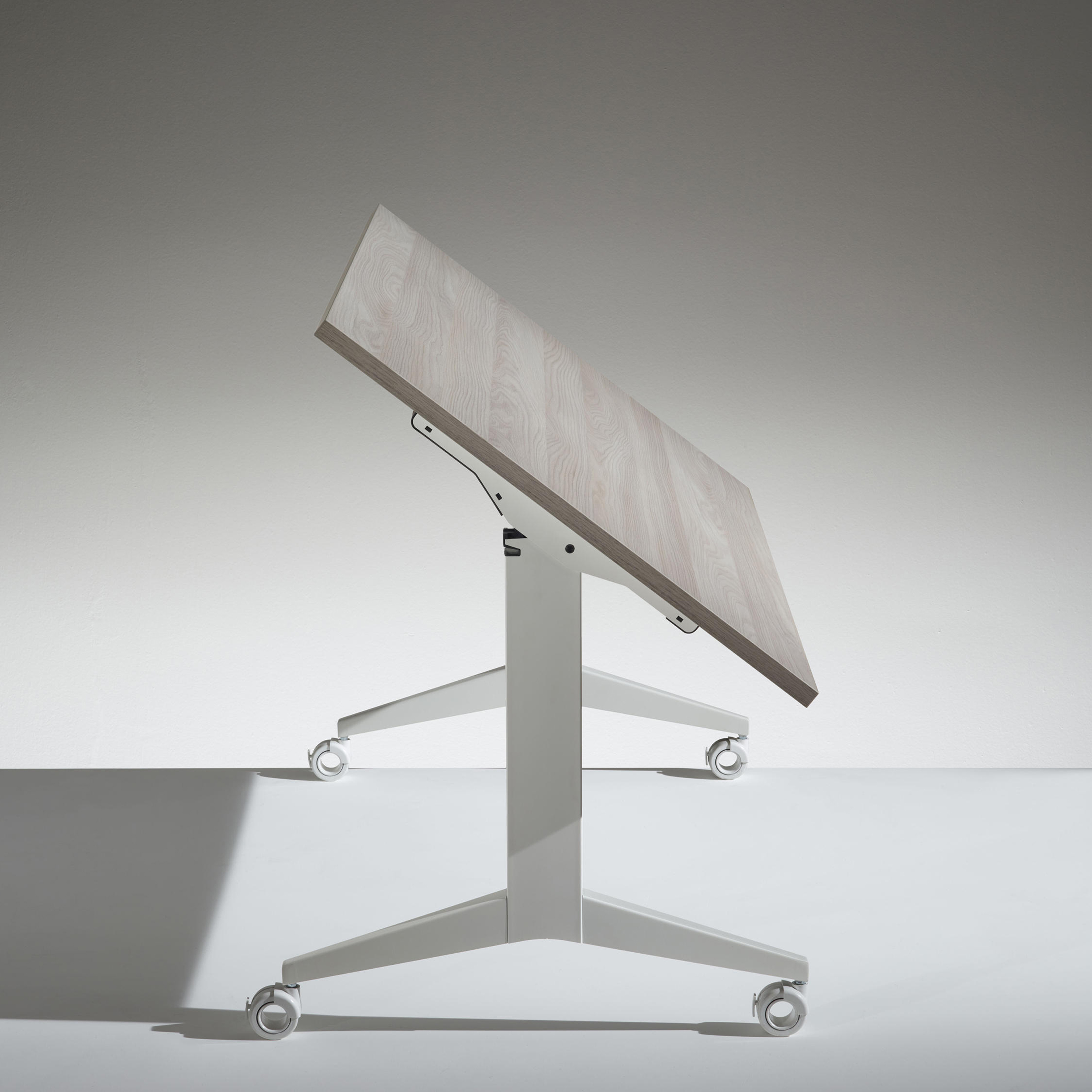 [办公屏风|办公屏风系统|办公华体买球|华体买球（中国）华体买球|Flip folding table 翻转折叠桌]